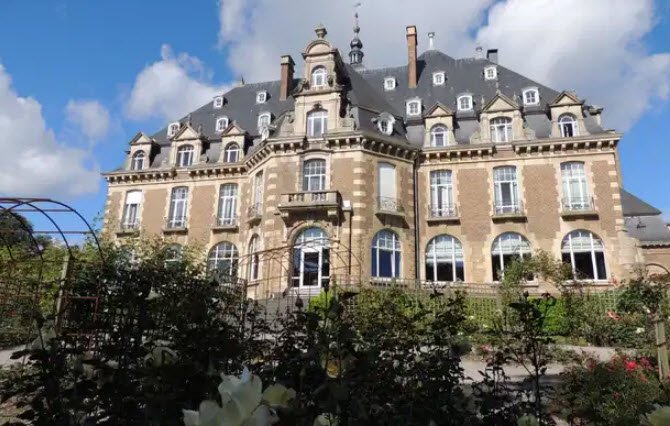 Château Bleu, Belgium